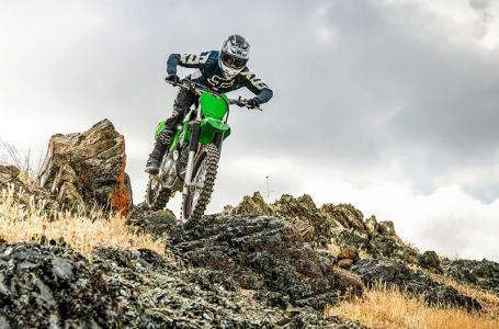 2025 Kawasaki KLX® 230R - Photo 2