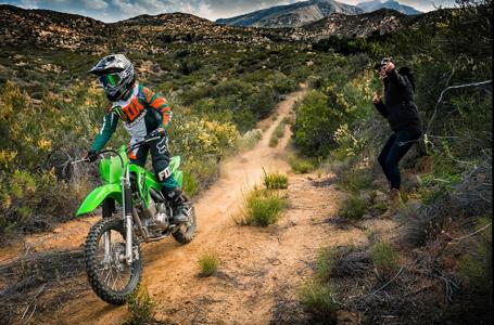 2025 Kawasaki KLX® 140R - Photo 8