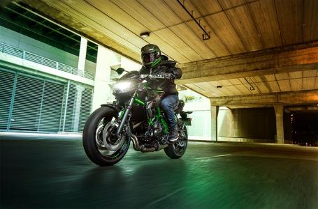 2025 Kawasaki Z650 ABS - Photo 4
