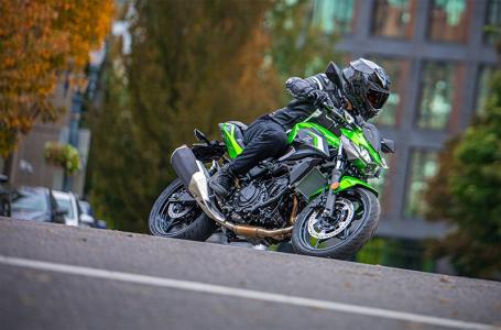 2025 Kawasaki Z500 ABS - Photo 5