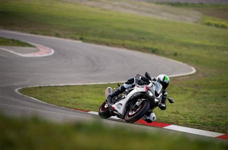2025 Kawasaki Ninja® ZX-6R ABS - Photo 4