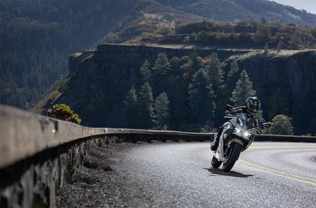 2025 Kawasaki Ninja 500 - Photo 7