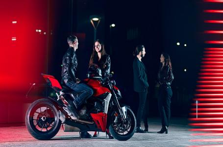 2025 Ducati Streetfighter V2 - Photo 7