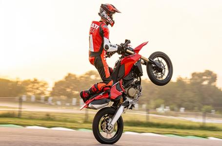 2025 Ducati Hypermotard 698 Mono - Photo 6