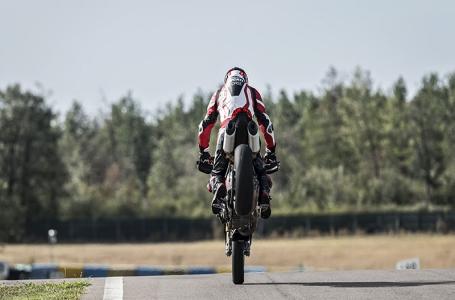 2025 Ducati Hypermotard 950 SP - Photo 14