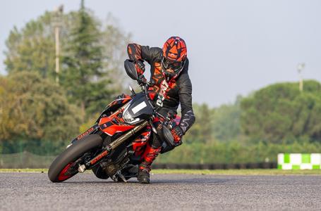 2025 Ducati Hypermotard 698 Mono RVE - Photo 5