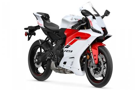 2025 Yamaha YZF R9 - Photo 4