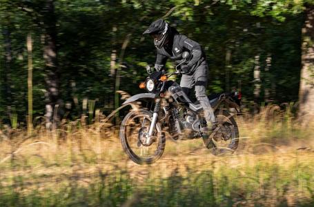2025 Yamaha XT 250 - Photo 6