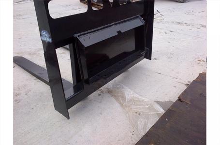 2024 Blue Diamond Attachments Mini Pallet Forks 1 1/4" X 42" Tines - Photo 2