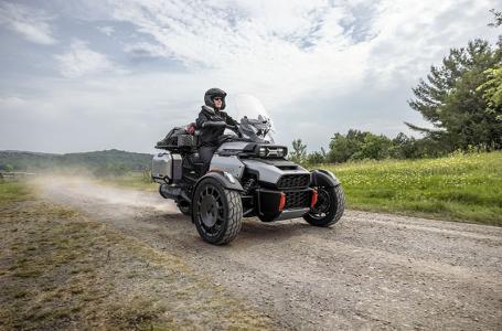 2025 Can-Am CANYON XT - Photo 4