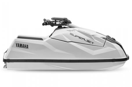 2025 Yamaha WaveRunner Superjet Demo