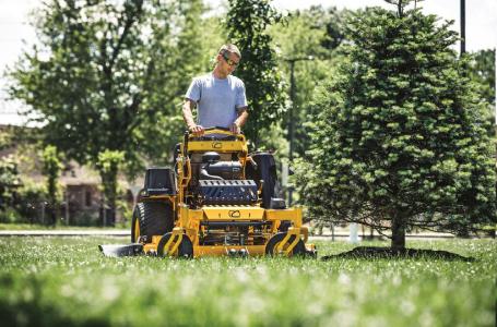 2025 Cub Cadet PRO X 654 - Photo 9