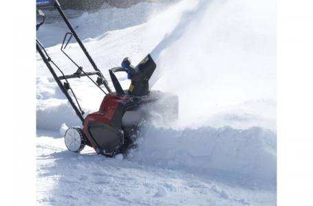 2025 Toro 38381 POWER CURVE 1800 - Photo 6