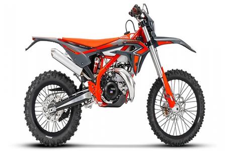 2025 Beta Motorcycles Xtrainer 300