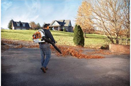 2025 STIHL BR 430 - Photo 2