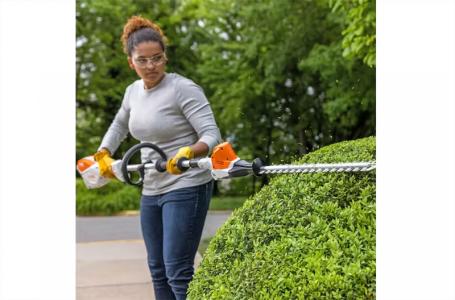2025 STIHL HLA65 HEDGE TRIMMER - Photo 3