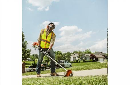 2025 STIHL KM 94 R - Photo 4