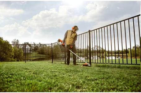2025 STIHL FS131R TRIMMER - Photo 4