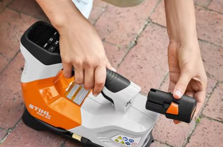 2025 STIHL KOA 20 Cordless Air Inflator - Photo 3