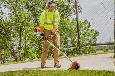 2025 STIHL FC111 EDGER - Photo 4