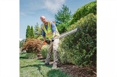 2025 STIHL HLA135/0 DEGREE HEDGE TRIMMER - Photo 4