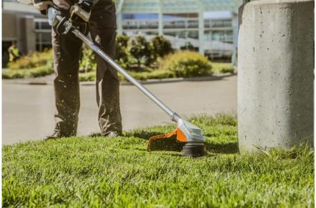 2025 STIHL FSA 90 R - Photo 2