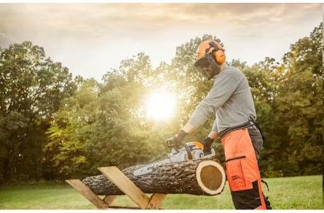 2025 STIHL MS201C-EM CHAINSAW - Photo 2