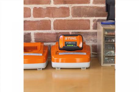 2025 STIHL AP500S  9.4AH BATTERY - Photo 4