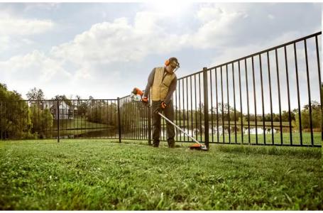 2025 STIHL FS131R TRIMMER - Photo 6