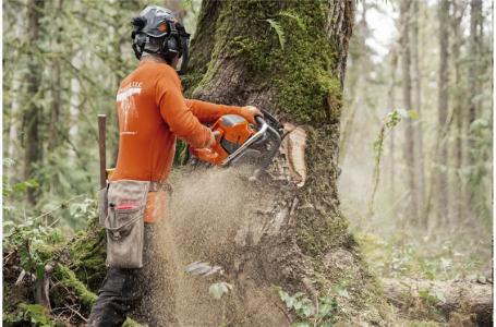 2025 Husqvarna 592 XP® 36" Light Bar - Photo 3