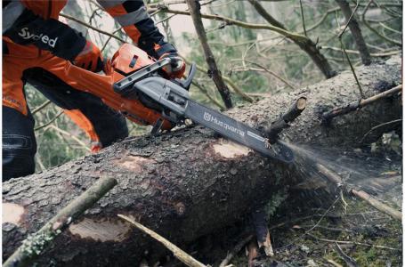 2025 Husqvarna 572 XP® 28" - Photo 3