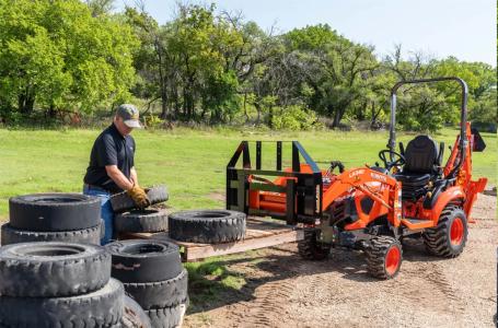 2025 Land Pride PFL1242 Pallet Fork - Photo 3