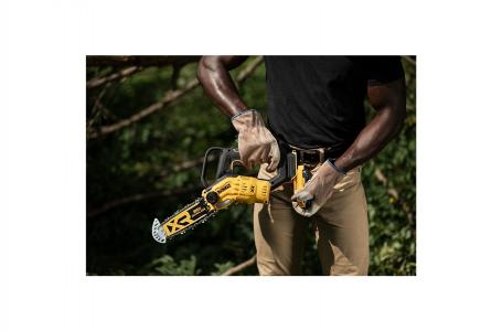 2025 DeWalt 20V MAX* 8 in. Brushless Cordless Pruning Chainsaw Kit with 3 Ah Battery (DCCS623L1) - Photo 20