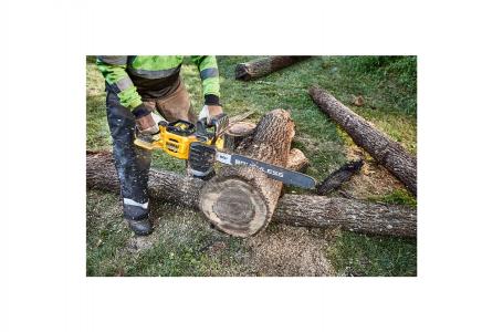2025 DeWalt 60V MAX* Brushless Cordless 20 in. Chainsaw (Tool Only) (DCCS677B) - Photo 13