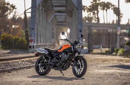 2025 Honda SCL500 - Photo 12