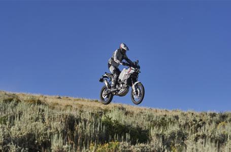 2026 Ducati DesertX 937 - Photo 4