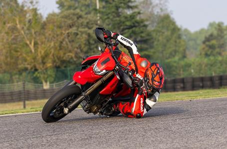 2026 Ducati Hypermotard 698 Mono RVE - Photo 3