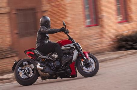 2026 Ducati XDiavel V4 - Photo 12