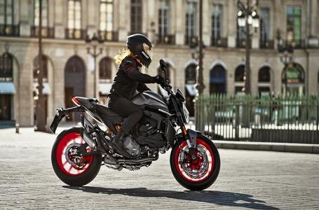 2026 Ducati Monster 937+ - Photo 5