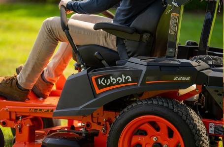 2025 Kubota Z252-54 - Photo 2