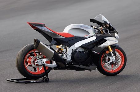 2026 Aprilia RSV4 1100 - Photo 5