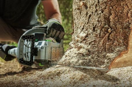 2025 EGO CS1613 16" CHAINSAW KIT (4.0AH BATTERY, 210W CHARGER) - Photo 6