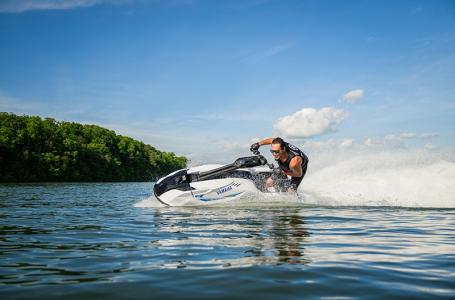 2026 Yamaha WaveRunner® Superjet - Photo 4