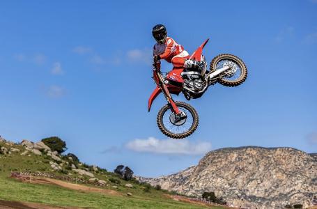 2026 Honda CRF® 250R - Photo 6