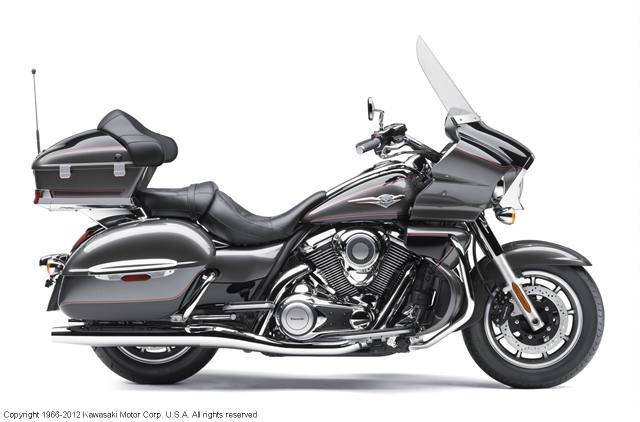 ウィリアム New Models Arrowhead Powersports Test Demo Milwaukee, WI