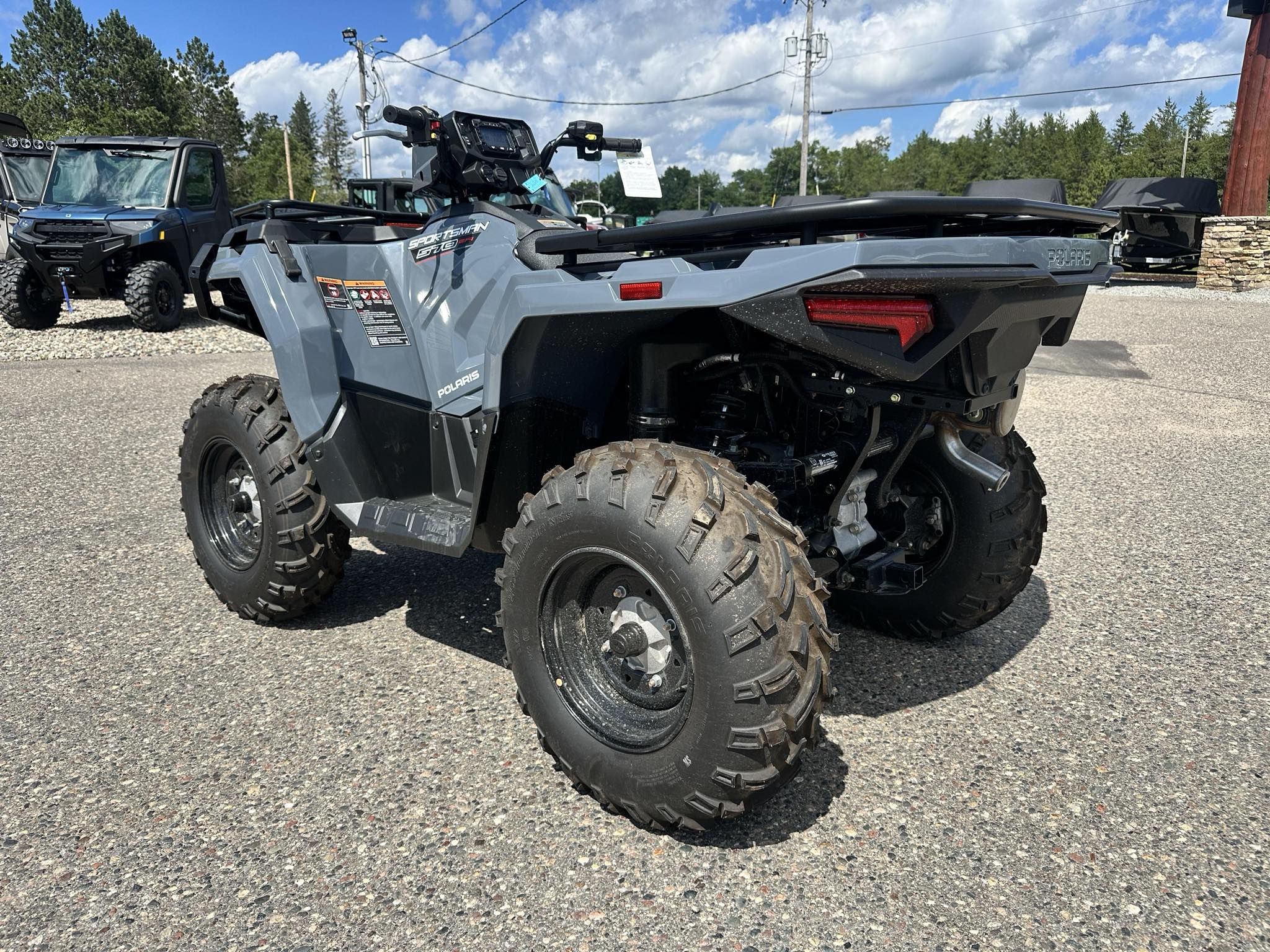 2025 Polaris SPORTSMAN 570 UTILITY HD - Photo 8