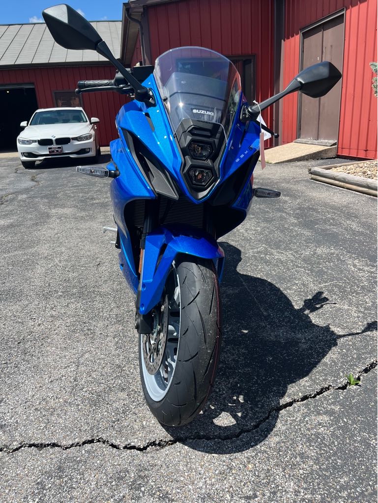 2024 Suzuki Suzuki GSX-S 8R - Photo 2