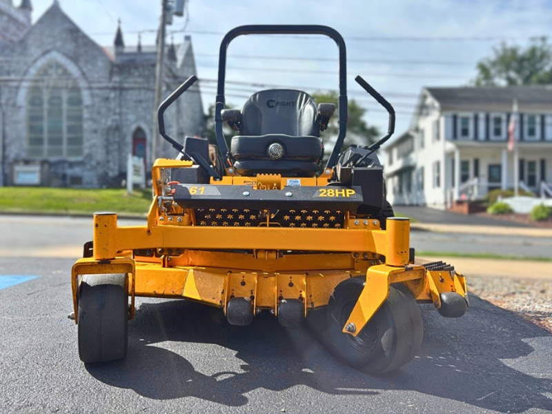 r*9様 ✨新品未使用 Richard Wheatley 1609 32コンパ 2022 Wright ZXL 61 49E8E Zero Turn Mower for Sale | Ebling's