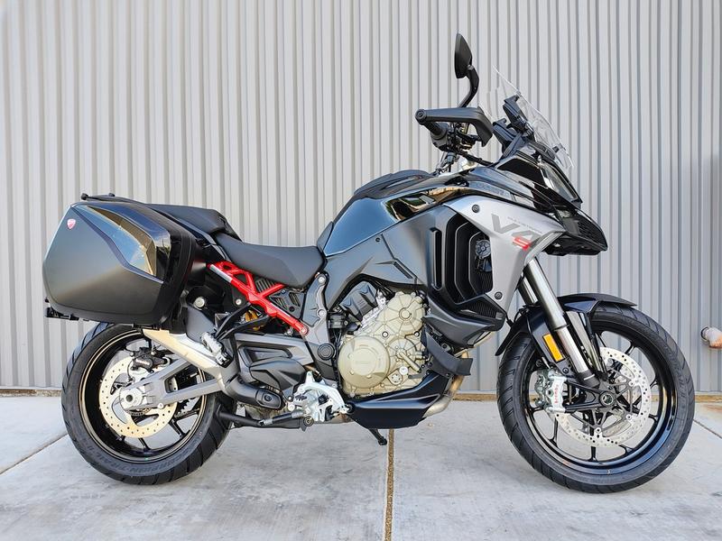 2025 Ducati Multistrada V4 S Travel & Radar - Photo 2