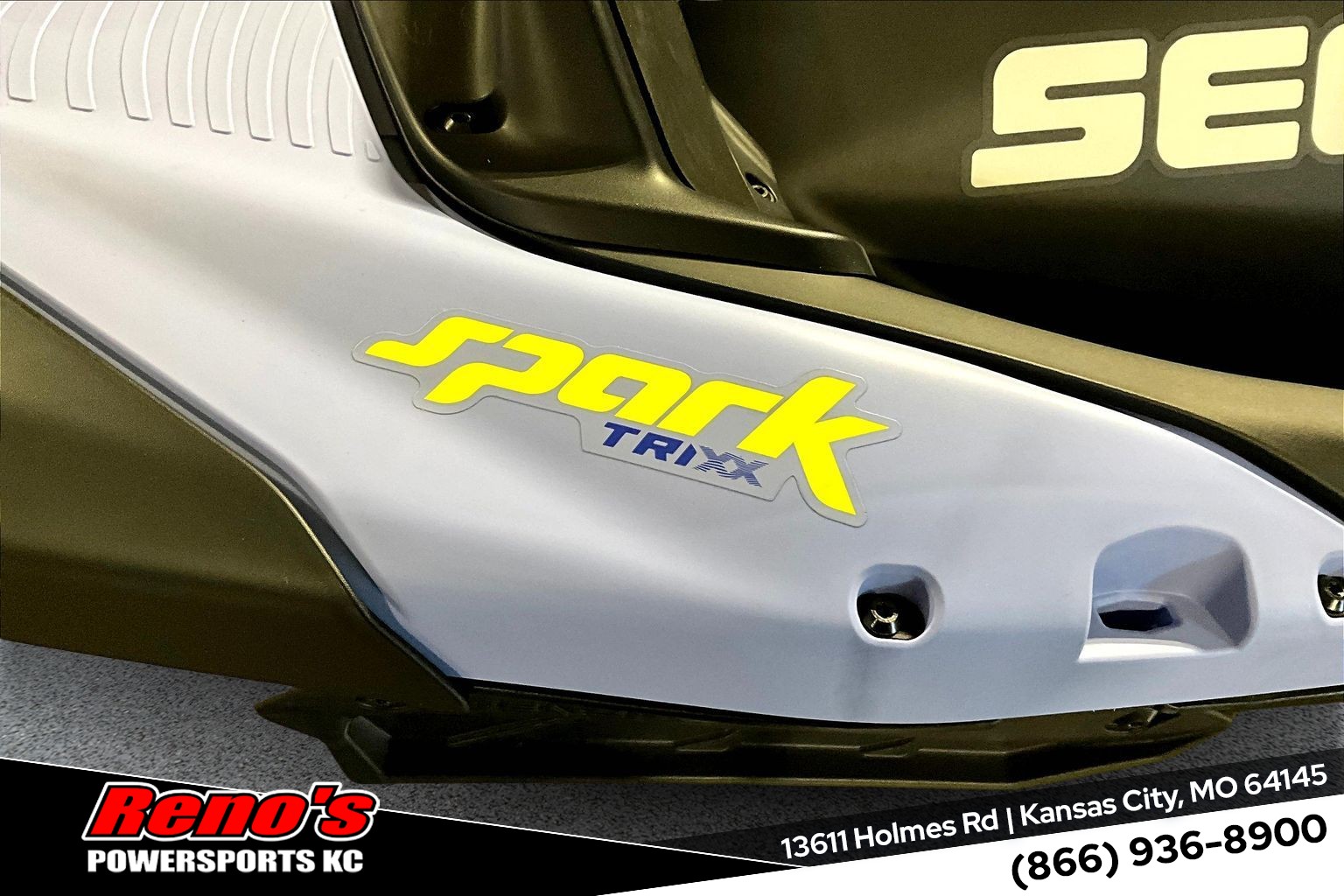 2024 Sea-Doo Spark® Trixx™ for 1 Rotax® 900 ACE™ - 90 iBR - Photo 13